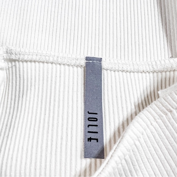 Jolie Ruffle Strap Ribbed Bodysuit Size M in White - Picture 11 of 12